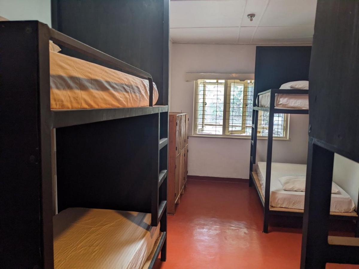 Chilly Croc Hostel 누와라 엘리야 외부 사진